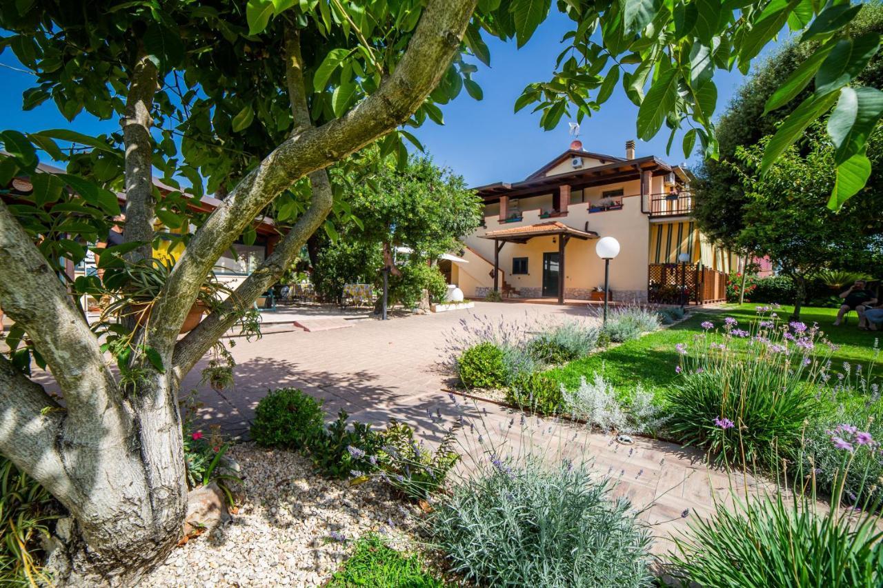 I Lecci Guesthouse San Felice Circeo Dış mekan fotoğraf