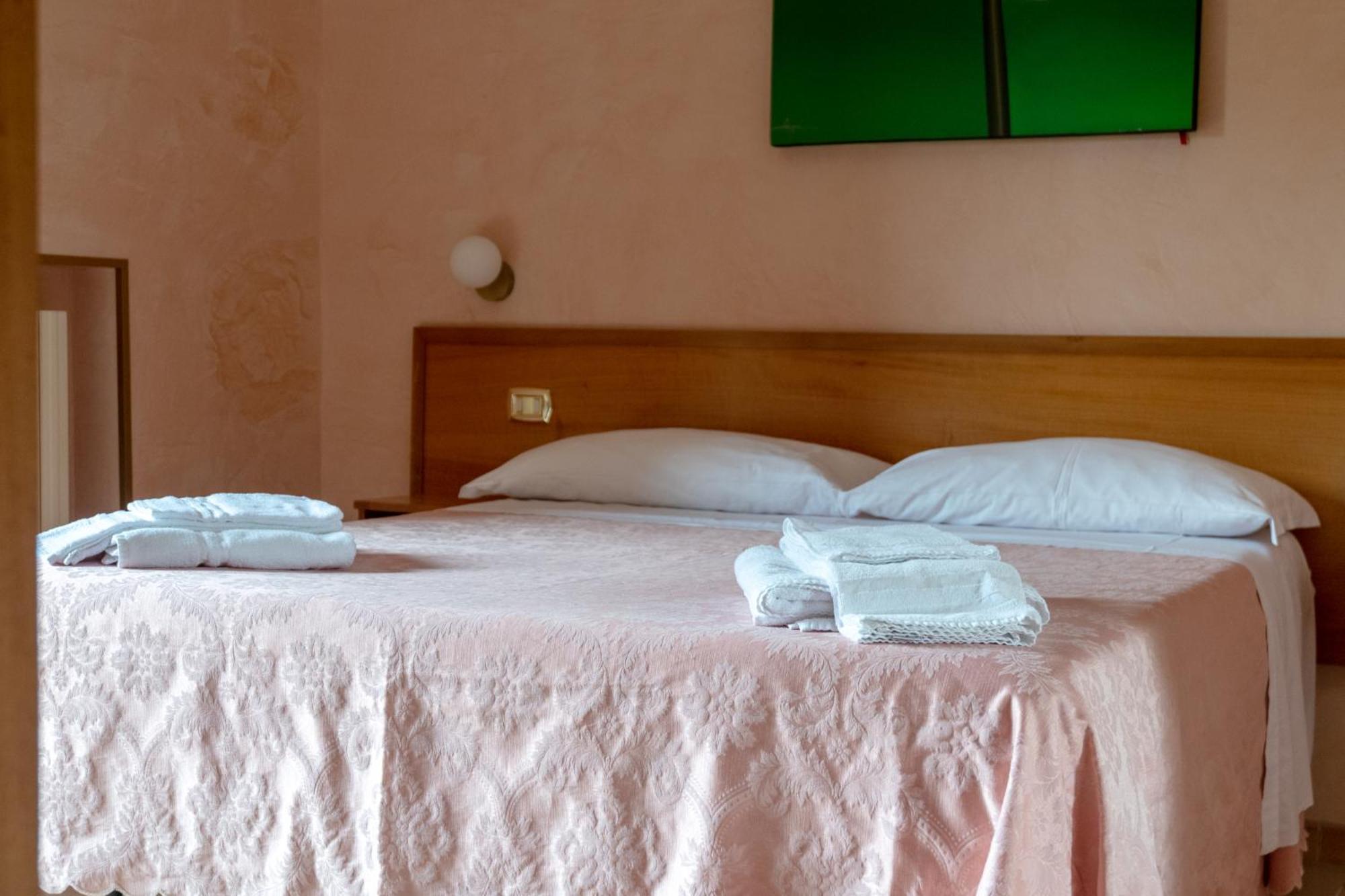 I Lecci Guesthouse San Felice Circeo Dış mekan fotoğraf